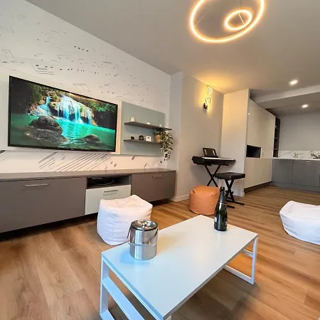 Le Clos Des Moissons Grand T8 Pour 10 Personnes 랭스